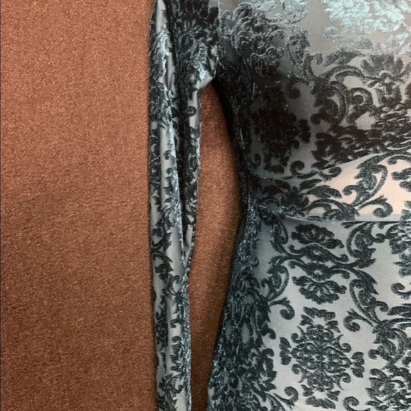 KEY TO MY HEART MINI DRESS - Picture 5 of 7